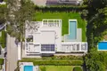 5-Schlafzimmer-Villa 478 m² Marbella, Spanien