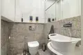 Mieszkanie 2 pokoi 96 m² w Warszawa, Polska