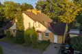 Haus 4 Zimmer 110 m² in Warschau, Polen