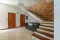 Dom 5 pokojów 288 m² Łomianki, Polska