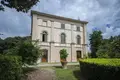 Villa 20 Zimmer 1 000 m² Siena, Italien