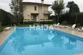 Villa 14 zimmer 300 m² Forte dei Marmi, Italien