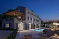 villa de 5 dormitorios 380 m² Porec, Croacia