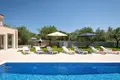 4 bedroom Villa 250 m² Vinkuran, Croatia