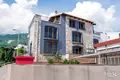 villa de 5 dormitorios 270 m² Budva, Montenegro