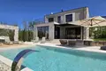 2 bedroom Villa 198 m² Umag, Croatia