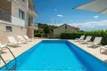 4 bedroom Villa 275 m² Poljane, Croatia