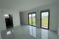Casa 4 habitaciones 260 m² Donji Stoj Shtoji i Poshtem, Montenegro