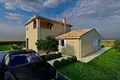 Villa de tres dormitorios 170 m² Umag, Croacia