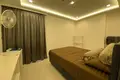 Piso independiente 2 habitaciones 92 m² Na Kluea, Tailandia