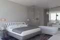 4-Schlafzimmer-Villa 330 m² Benidorm, Spanien