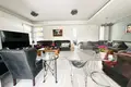 Haus 3 Schlafzimmer 330 m² Lakatamia, Zypern