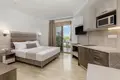 Hotel 730 m² in Nikiti, Greece