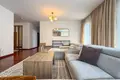 Apartamento 4 habitaciones 160 m² en Varsovia, Polonia