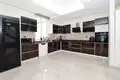 4-Zimmer-Villa 370 m² Muratpasa, Türkei