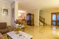 4-Schlafzimmer-Villa 376 m² l Alfas del Pi, Spanien