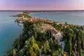 Квартира 130 м² Sirmione, Италия