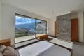 Apartamento 3 habitaciones 208 m² Dobrota, Montenegro