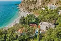 4 bedroom Villa 285 m² Katun-Rezevici, Montenegro
