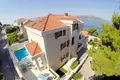 Villa 8 bedrooms 379 m² Okrug Gornji, Croatia