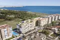 Mieszkanie 3 pokoi 120 m² Torrevieja, Hiszpania