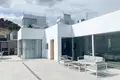 Villa de 4 dormitorios 220 m² Finestrat, España