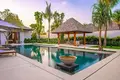 Villa de tres dormitorios 432 m² Phuket, Tailandia