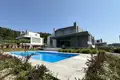 4 bedroom Villa 284 m² Skala Fourkas, Greece