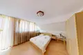 Квартира 2 спальни 116 м² Несебр, Болгария