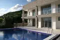 Villa de 4 dormitorios 267 m² Montenegro, Montenegro