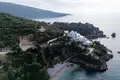 Land  Kunje, Montenegro