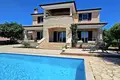 5 bedroom villa 235 m² Porec, Croatia