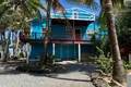 Дом 6 спален 418 м² Utila, Гондурас