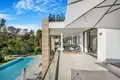 6-Schlafzimmer-Villa 903 m² Marbella, Spanien