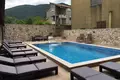 5 bedroom house 650 m² Zelenika-Kuti, Montenegro