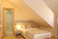 Hotel 950 m² in Grad Kastela, Croatia