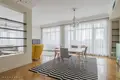 4 bedroom apartment 160 m² in Central Administrative Okrug, Russia