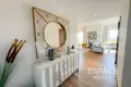 Mieszkanie 3 pokoi 1 894 m² Dubaj, Emiraty Arabskie