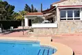 Villa de 4 dormitorios 250 m² la Nucia, España
