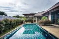 Villa de tres dormitorios 293 m² Rawai, Tailandia