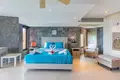 2 bedroom condo 240 m² Phuket, Thailand