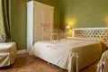 Hotel 1 050 m² in Livorno, Italy