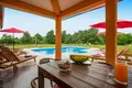 6 bedroom villa 280 m² Porec, Croatia