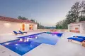 villa de 5 dormitorios 410 m² Opcina Konavle, Croacia