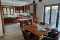 Maison 4 chambres 240 m² Moniatis, Chypre