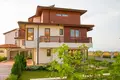 Mieszkanie 2 pokoi 70 m² Nesebyr, Bułgaria