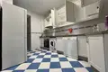Mieszkanie 2 pokoi 90 m² Marbella, Hiszpania