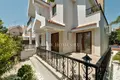 Villa de 4 dormitorios 200 m² Chipre, Chipre