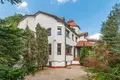 9 bedroom house 1 000 m² Warsaw, Poland