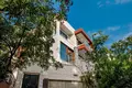 5 bedroom house 285 m² Podgorica, Montenegro